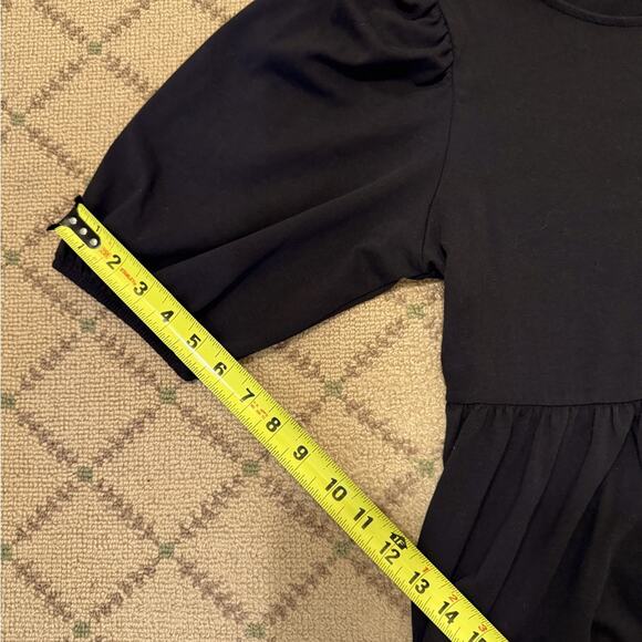 Forever 21 black cropped ruffle peplum style  top with puffed sleeves NWT S - Picture 6 of 10